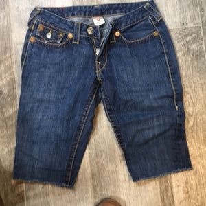 True Religion jean Capri size 28